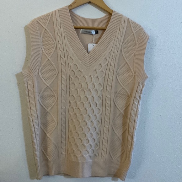Risesun Women's Cable Knit Oversized Cropped Argyle Sweater Vest V-Neck New Tag - Picture 4 of 8